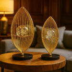 طقم ديكور معدني على شكل شراع مع كرة زجاجية – قطعتان