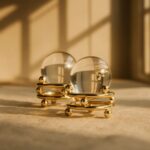 طقم من كرتين كريستال مرتفعتين على قواعد فولاذية (2 قطعة)