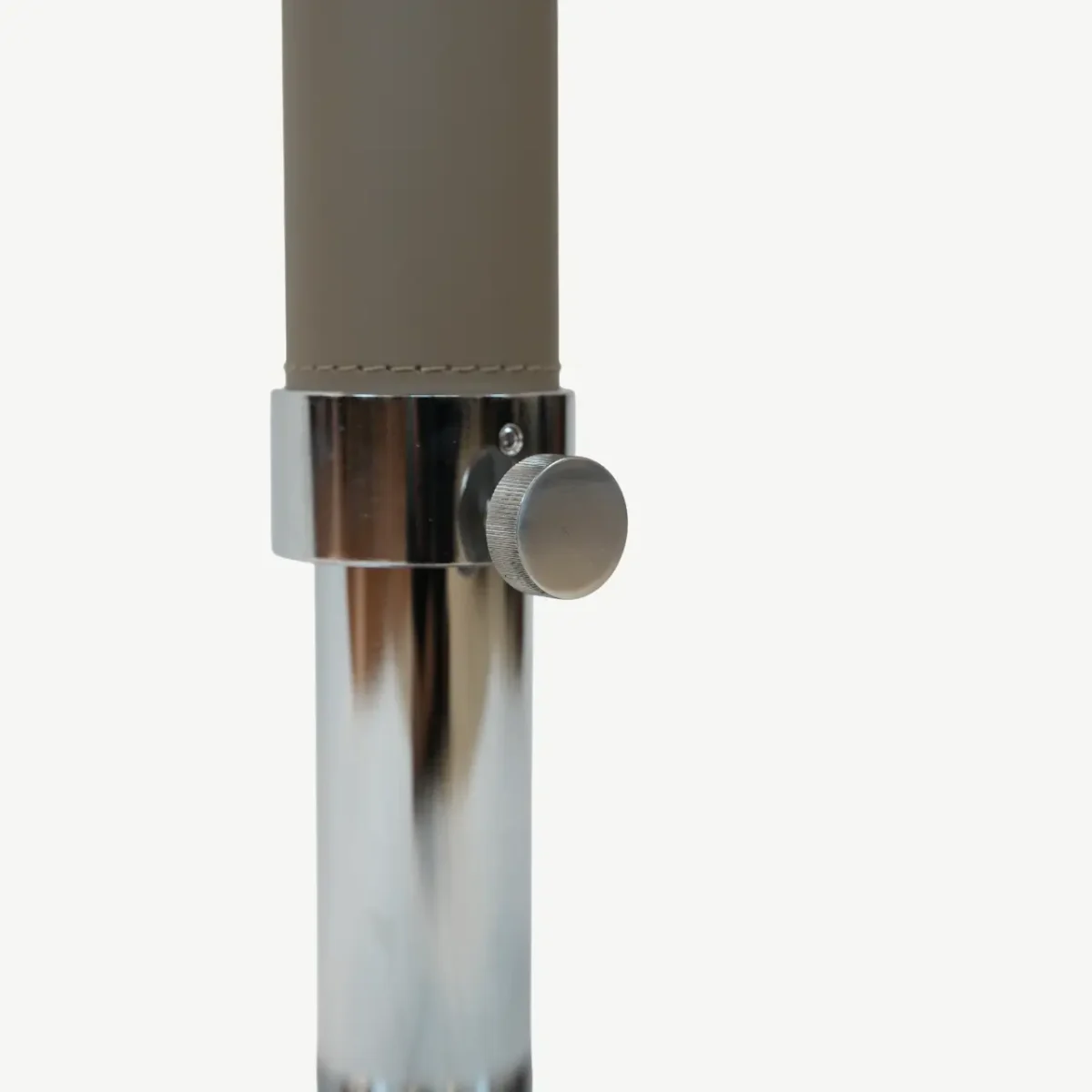 طاولة جانبية تافوليوني