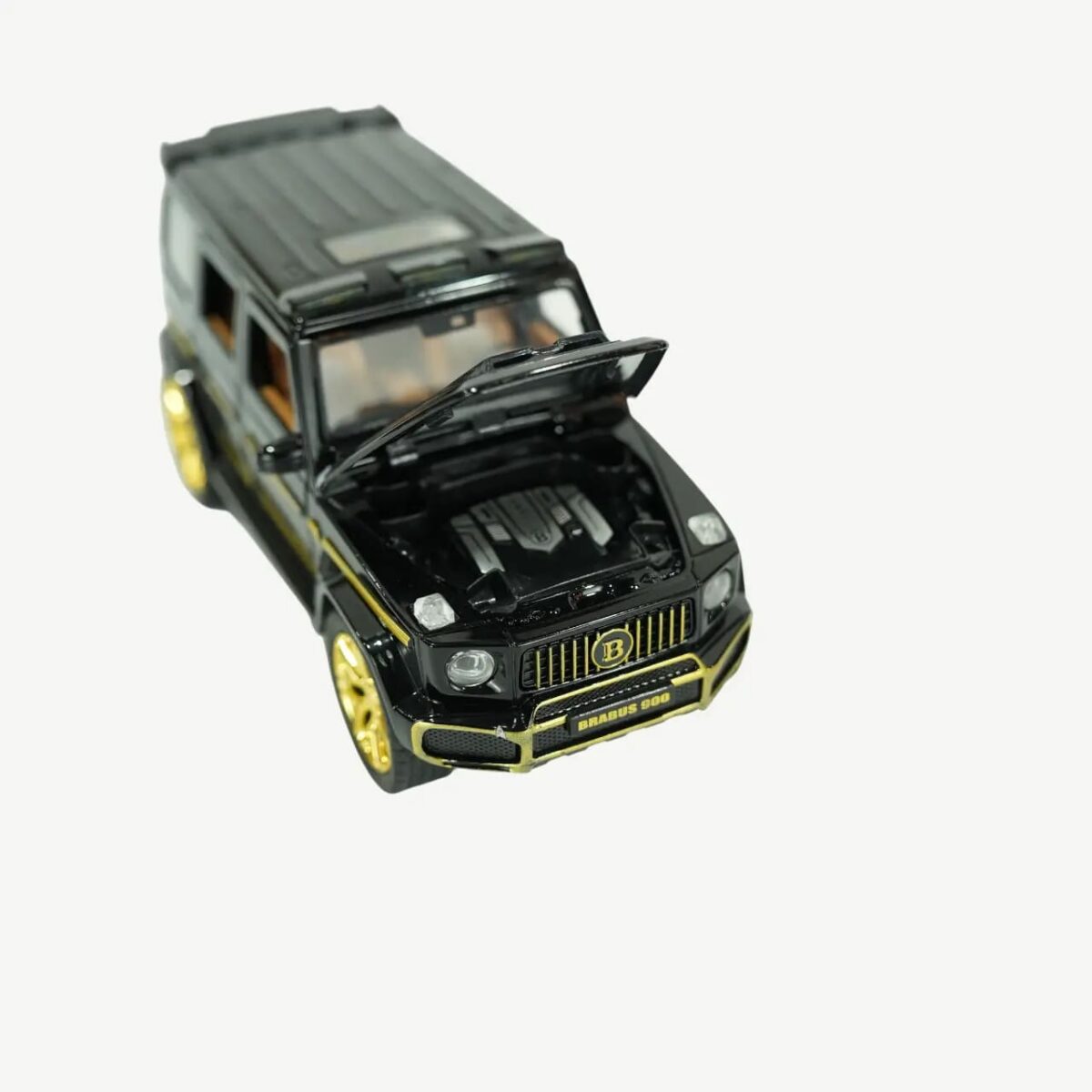 موديل سيارة SUV سوداء