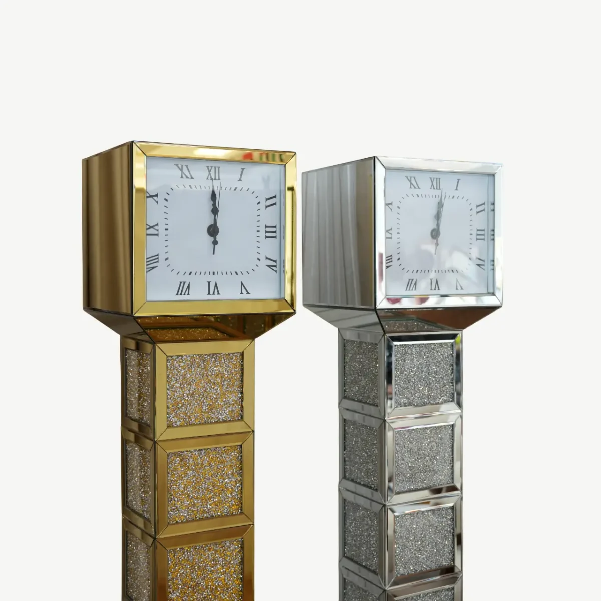 ساعة الحائط التقليدية